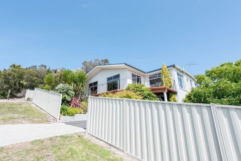 Look Out Vista - Foster Accommodation 1