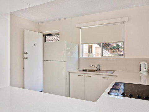 Beachcomber Unit 4 Beachside Unit  - Foster Accommodation 2