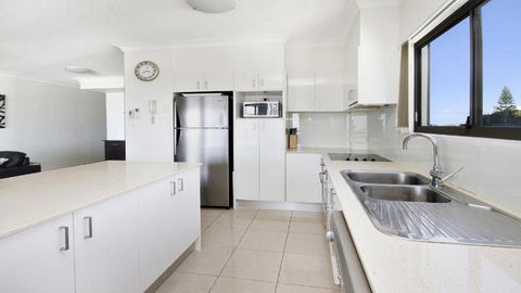 Amalfi Unit 11 Above All Else 50 King Street - Foster Accommodation 6