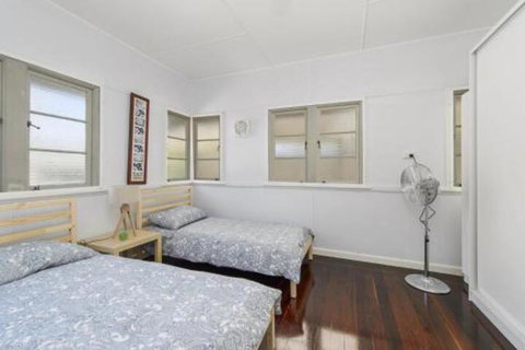Herbs Hideaway 11 Belmore Street - Foster Accommodation 2