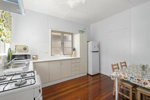 Herbs Hideaway 11 Belmore Street - Foster Accommodation 7
