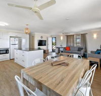 Upstairs  Downstairs 81 Denman Camp Rd