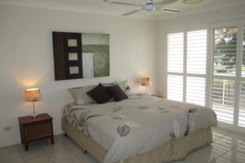 Superb Location Hervey Bay - Foster Accommodation 6
