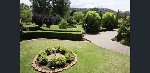 Allora Lodge Bed & Breakfast - Foster Accommodation 2
