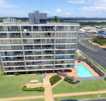Ebbtide 2 on Main Beach - Foster Accommodation
