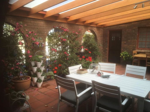 Tinder Lodge Studio - Foster Accommodation 4