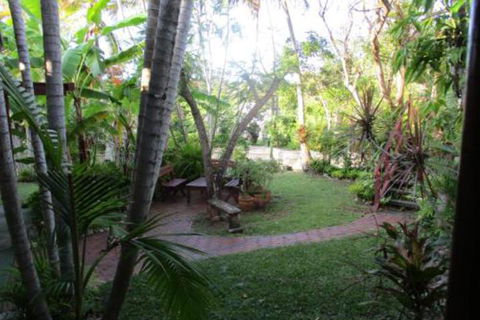 Footlights Theatre - Foster Accommodation 5