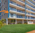 Oceanic 2 on Main Beach - Foster Accommodation