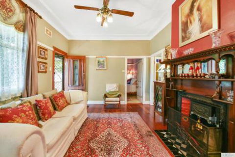 Lovel Cottage - Foster Accommodation 4