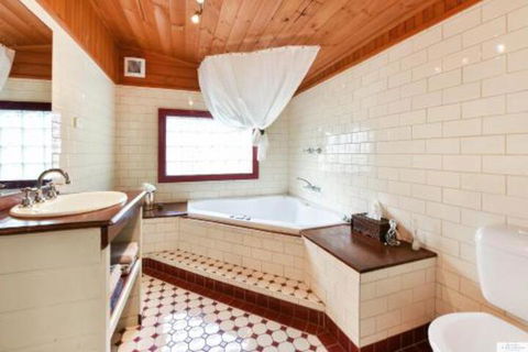 Lovel Cottage - Foster Accommodation 1