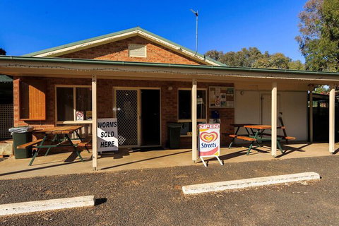 Reflections Holiday Parks Grabine - Foster Accommodation 1
