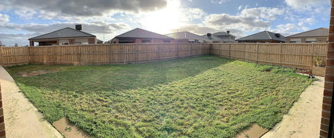 Apple House Tarneit North - Foster Accommodation 0
