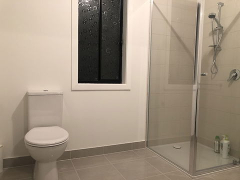 Apple House Tarneit North - Foster Accommodation 5