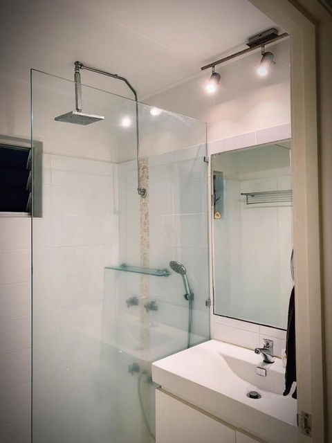 Holiday Rental Huge House With Beach Views - Foster Accommodation 1