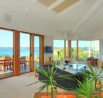 BEDARRA MOLLYMOOK BEACH