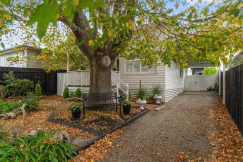 Amber Cottage Luxury Seaside Retreat With Outdoor Spa! - Foster Accommodation 7