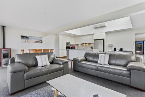 Tura Beach Golf Stays - Foster Accommodation 4