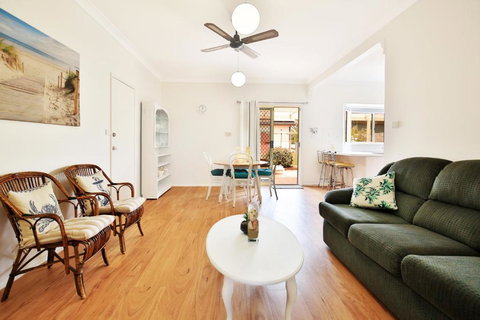 The Crescent Pet Friendly 1 Min To Beach - Foster Accommodation 6