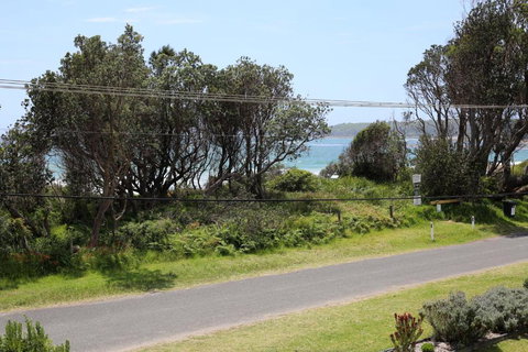 The Crescent Pet Friendly 1 Min To Beach - Foster Accommodation 5