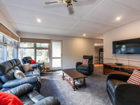 OCEANS 12 ANGLESEA - Foster Accommodation 6