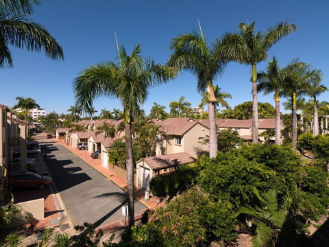 Apartments At 2 Landsborough - Foster Accommodation 2