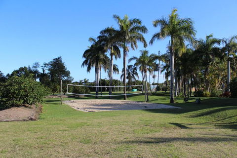 Apartments At 2 Landsborough - Foster Accommodation 6