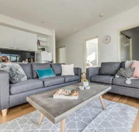 Marina View Apartment - Foster Accommodation