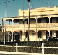 Eureka Hotel and Rainbow Brewery - Foster Accommodation