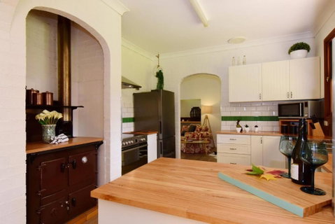 The Ambers Comfortable Family Getaway! - Foster Accommodation 2