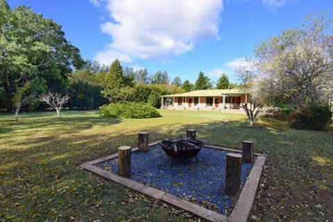 The Ambers Comfortable Family Getaway! - Foster Accommodation 0