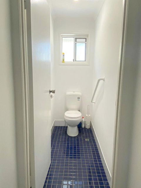 Woorim Secluded Palms Cottage - Foster Accommodation 4