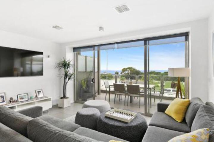 Lorne VIC Foster Accommodation