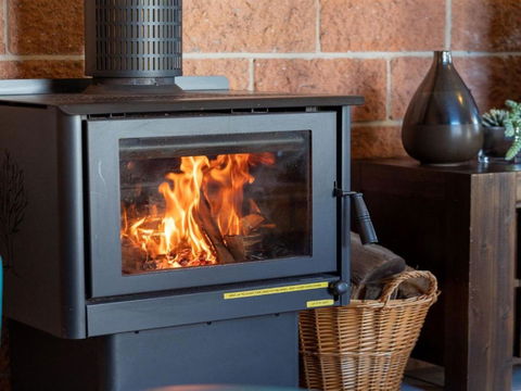 Cudgee Quaint Cottage With Separate Cabin - Foster Accommodation 2