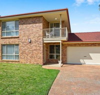 Hello Sunshine 50m to beach access - Foster Accommodation