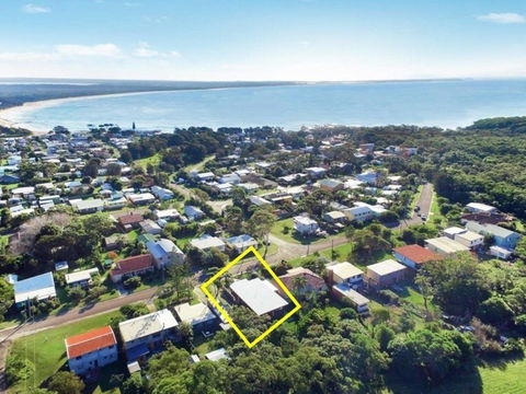 Horizons At Currarong Architecturally Designed Beach House - Foster Accommodation 4