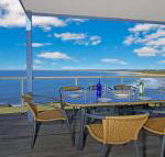 Le Vista panoramic views looking south - Foster Accommodation