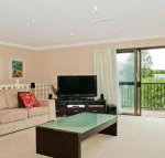 Ravello mediterranean style living - Foster Accommodation