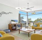 Serene spacious air conditioned accommodation - Foster Accommodation