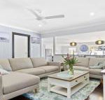 Sunset Beach situated between two beaches  a lake - Foster Accommodation