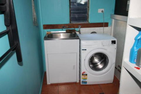 Signal Cottage - Foster Accommodation 4