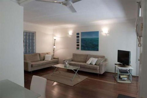 Absolute Beachfront Mooloolaba - Foster Accommodation 5
