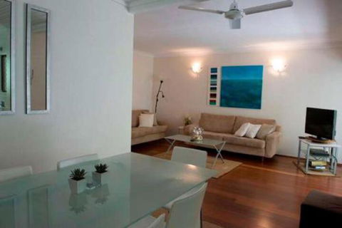 Absolute Beachfront Mooloolaba - Foster Accommodation 3