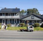 Robertson Public House  Kitchen - Foster Accommodation