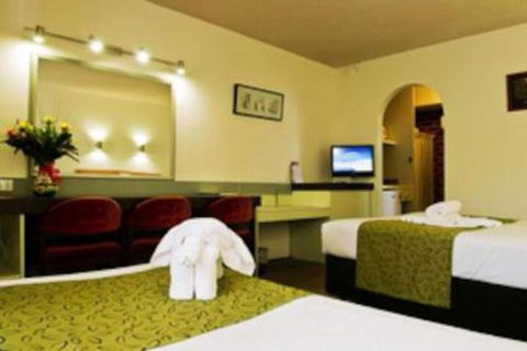Classic Twin Bed Room 1 In Oakleigh - Foster Accommodation 0