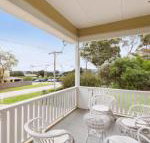 BEACHSIDE GETAWAY DROMANA