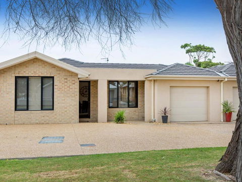 COASTAL HAVEN DROMANA - Foster Accommodation 6