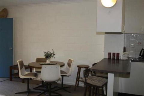 VILLA MANYANA 7 - Foster Accommodation 6