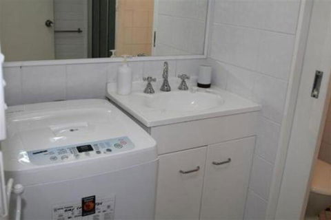 VILLA MANYANA 7 - Foster Accommodation 3