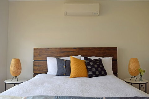 The Kingsley's Place Piara Waters - Foster Accommodation 6