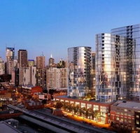 IFSuites Melbourne Village - Foster Accommodation